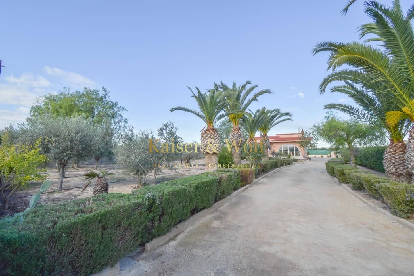 4 bedroom Finca/Country House for sale in Las Bayas with pool - € 310,000 (Ref: 9401043)