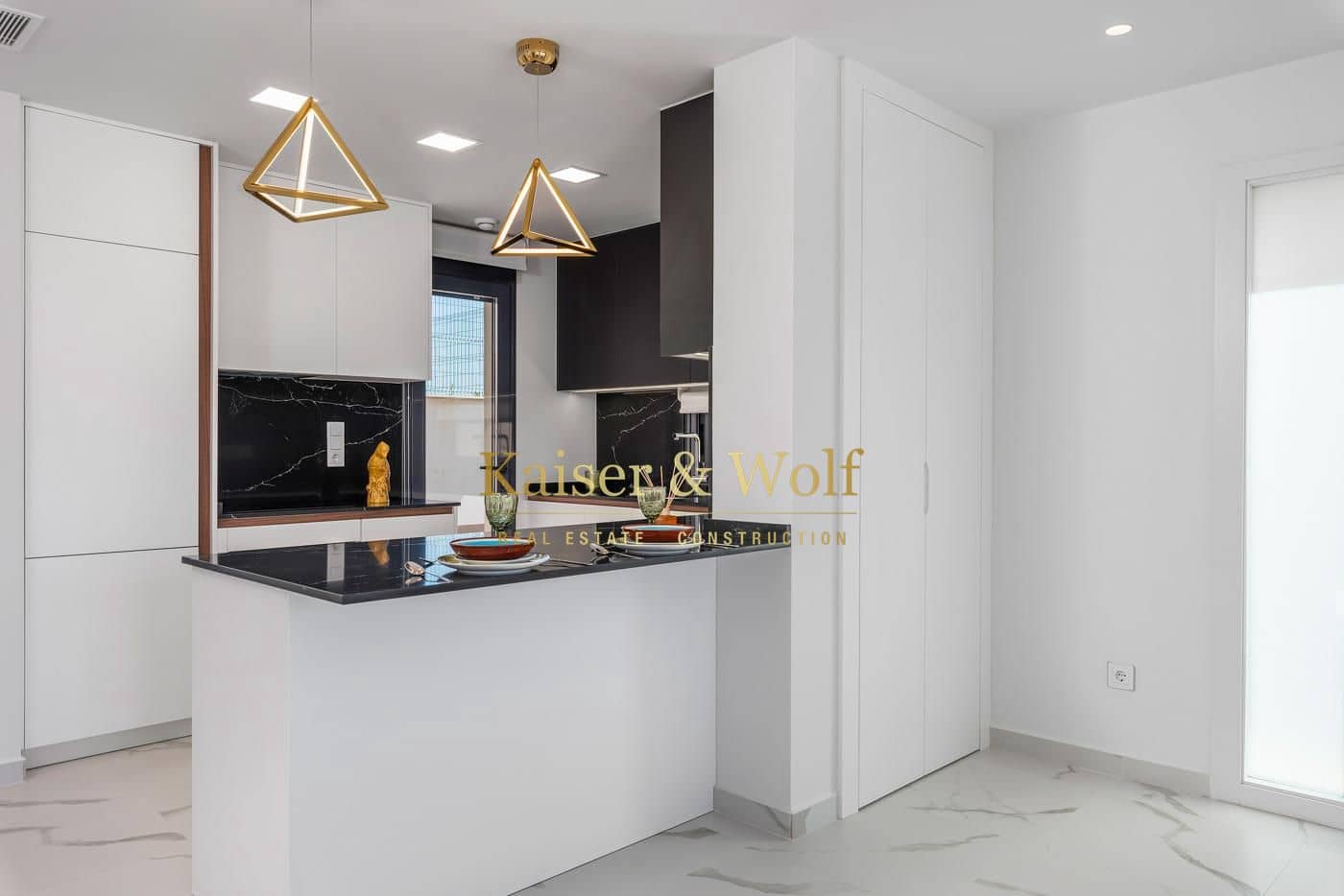 Bungalow de 2 habitaciones en San Miguel de Salinas en venta con piscina - 415.000 € (Ref: 9417435)