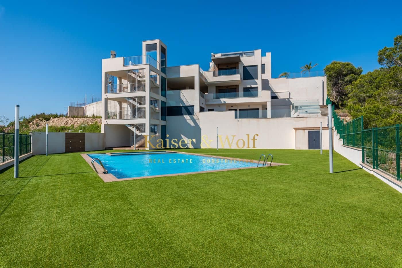 Bungalow de 2 habitaciones en San Miguel de Salinas en venta con piscina - 415.000 € (Ref: 9417435)