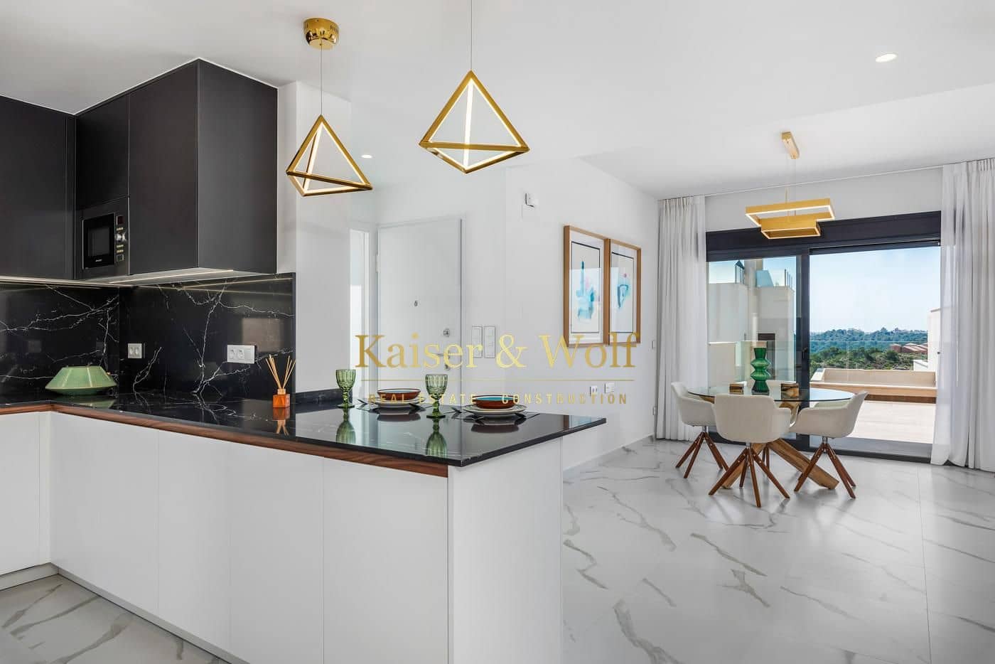 Bungalow de 2 habitaciones en San Miguel de Salinas en venta con piscina - 415.000 € (Ref: 9417435)