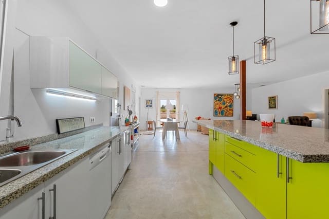 5 bedroom Finca/Country House for sale in Las Bayas, Elche / Elx with pool - € 590,000 (Ref: 9425813)