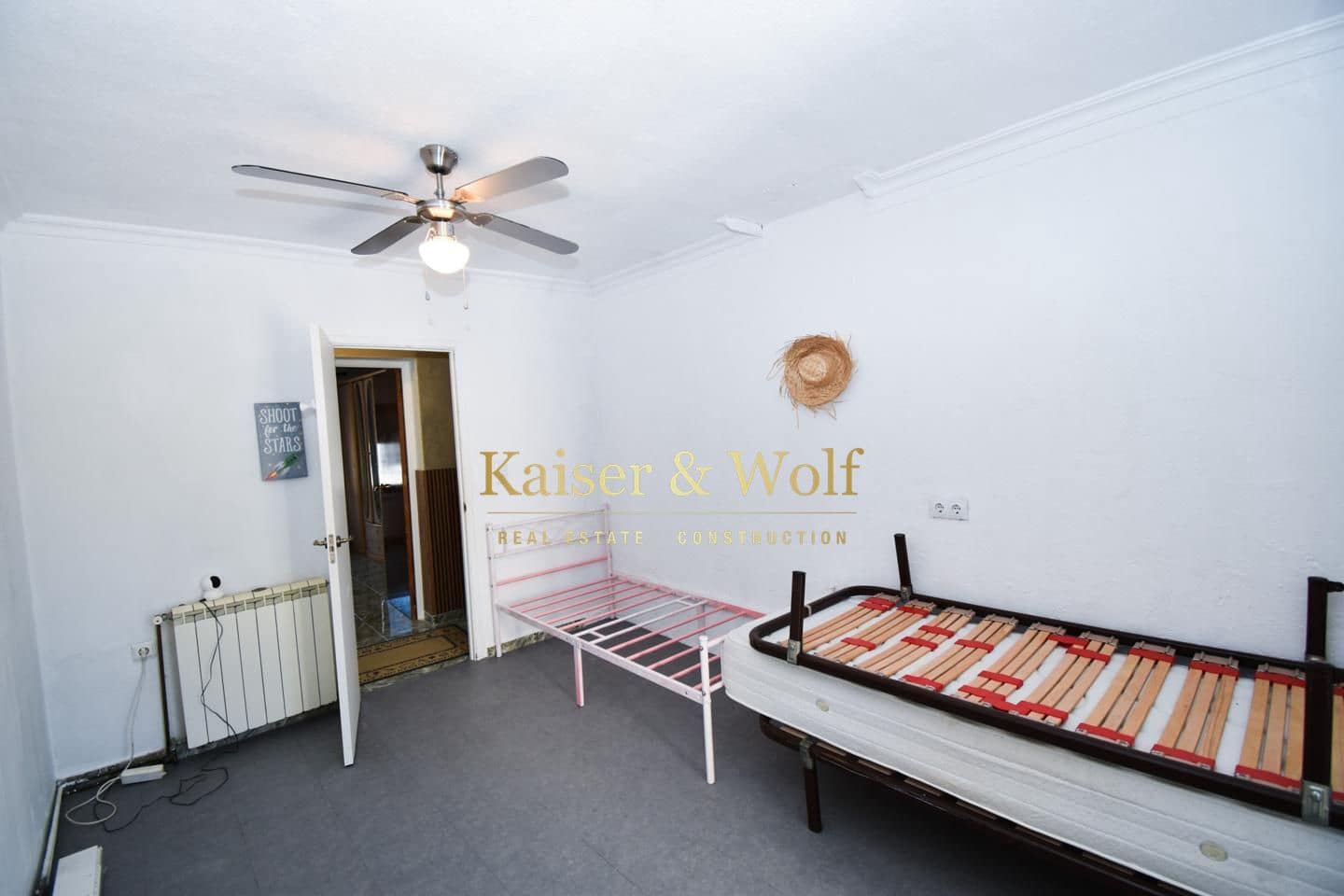 6 bedroom Villa for sale in Albatera with pool - € 420,000 (Ref: 9432729)