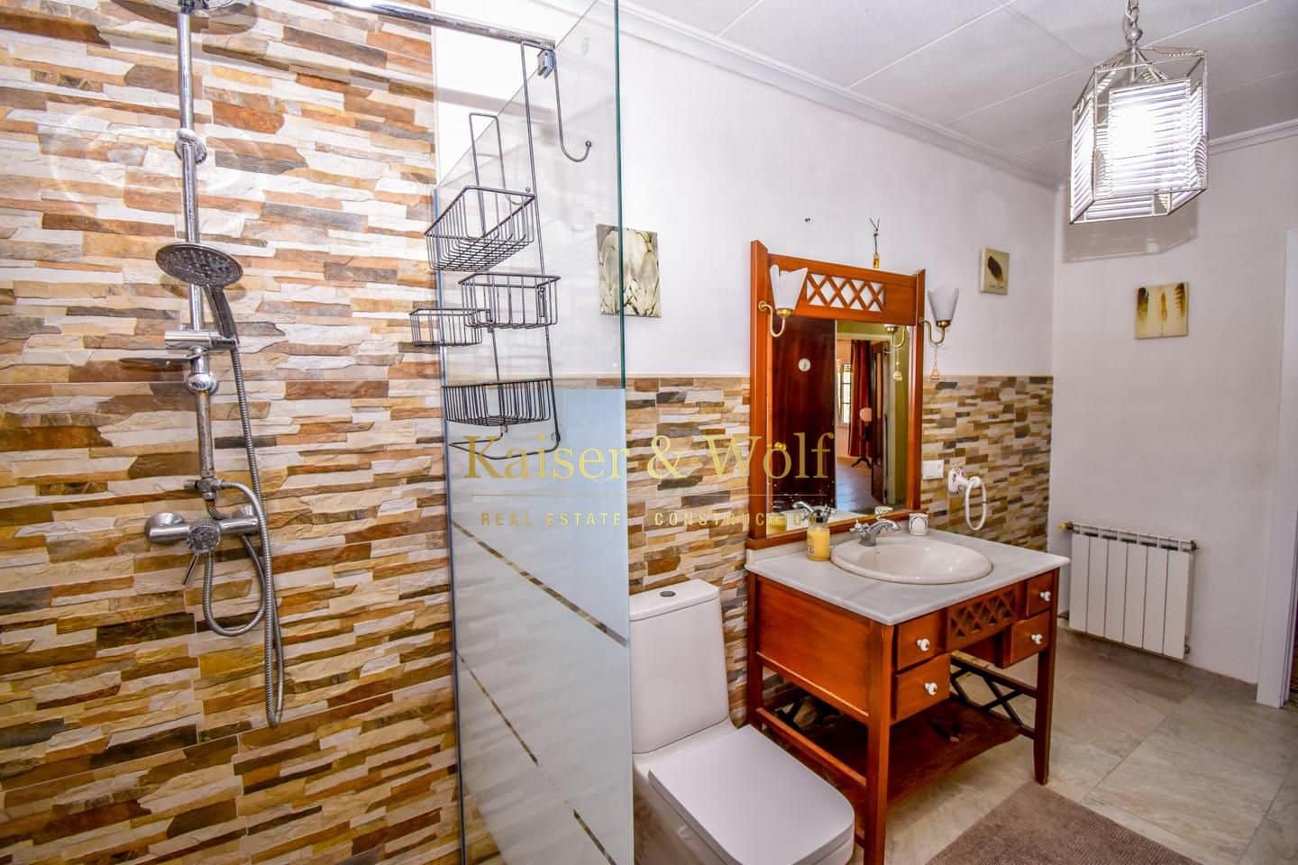 6 bedroom Villa for sale in Albatera with pool - € 420,000 (Ref: 9432729)