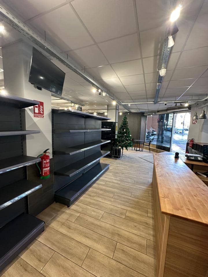 2 slaapkamer Bedrijf te koop in Elche / Elx - € 209.000 (Ref: 9438256)