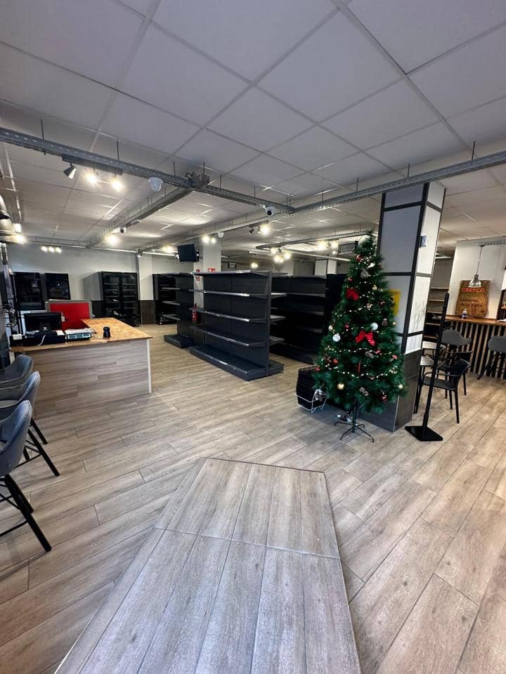 2 slaapkamer Bedrijf te koop in Elche / Elx - € 209.000 (Ref: 9438256)