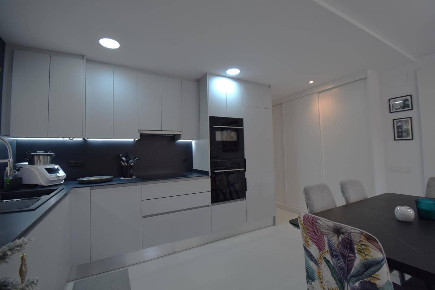 2 soveværelse Lejlighed til salg i Santa Pola med swimmingpool garage - € 305.000 (Ref: 9449796)