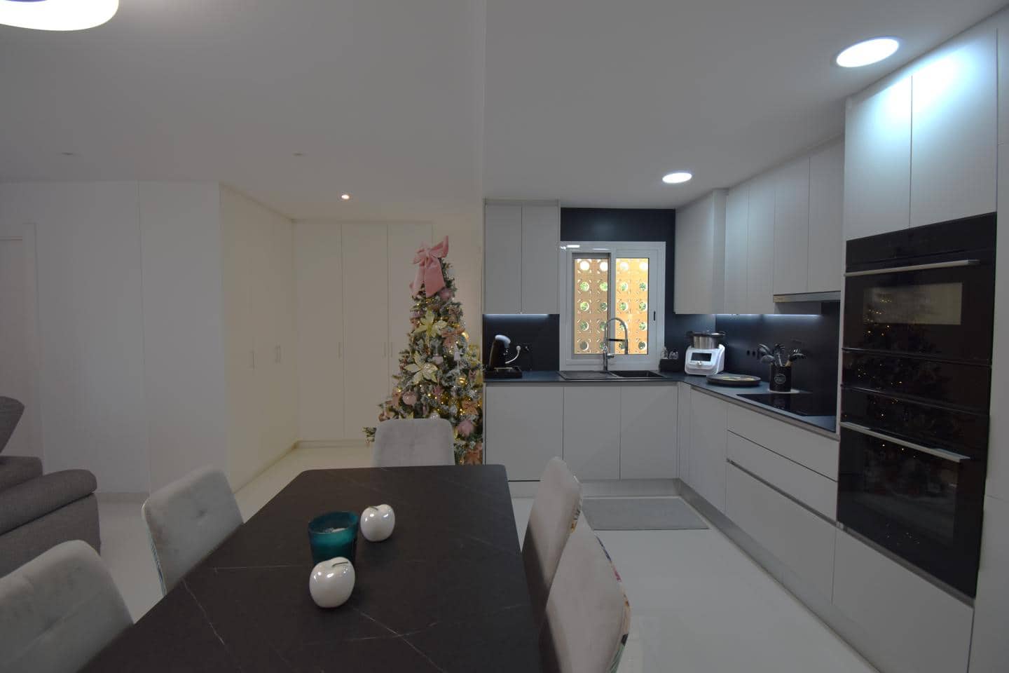 2 soveværelse Lejlighed til salg i Santa Pola med swimmingpool garage - € 305.000 (Ref: 9449796)