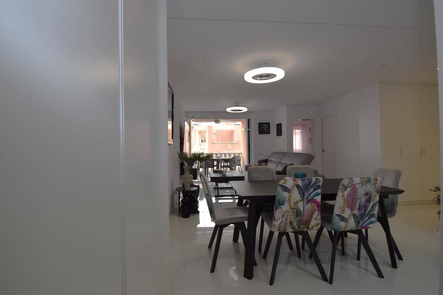 2 soveværelse Lejlighed til salg i Santa Pola med swimmingpool garage - € 305.000 (Ref: 9449796)