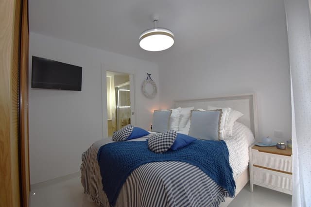 2 soveværelse Lejlighed til salg i Calas Santiago Bernabéu, Santa Pola med swimmingpool garage - € 305.000 (Ref: 9449796)