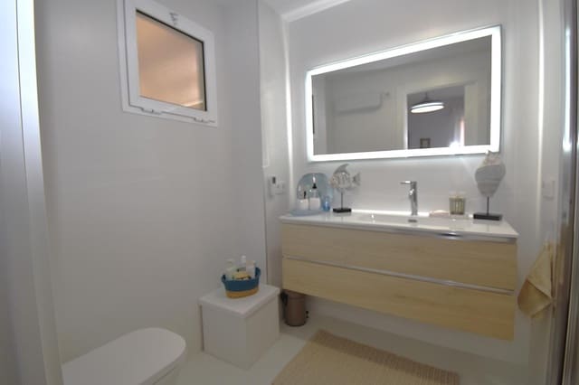 2 soveværelse Lejlighed til salg i Calas Santiago Bernabéu, Santa Pola med swimmingpool garage - € 305.000 (Ref: 9449796)