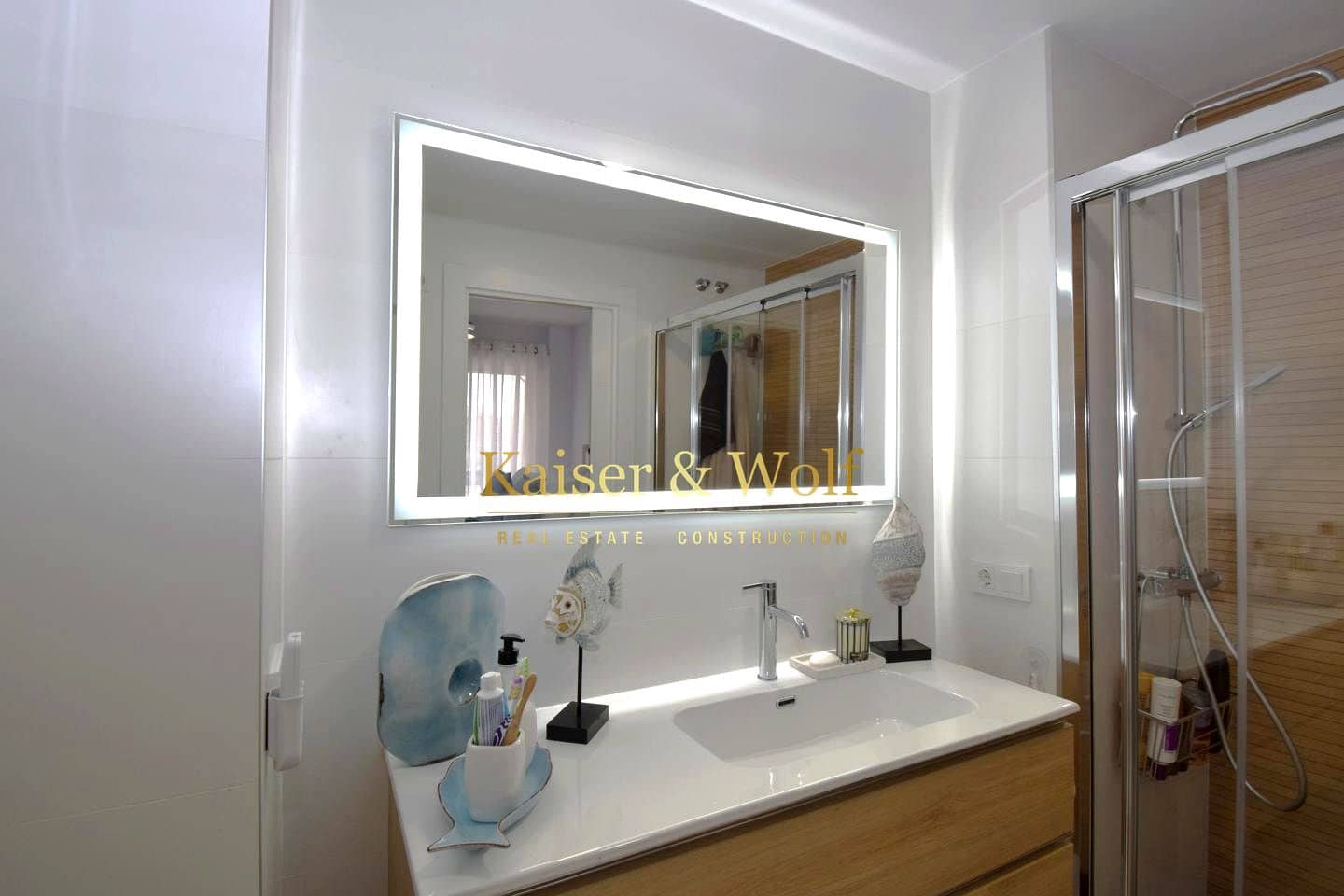 Piso de 2 habitaciones en Santa Pola en venta con piscina garaje - 299.500 € (Ref: 9449796)