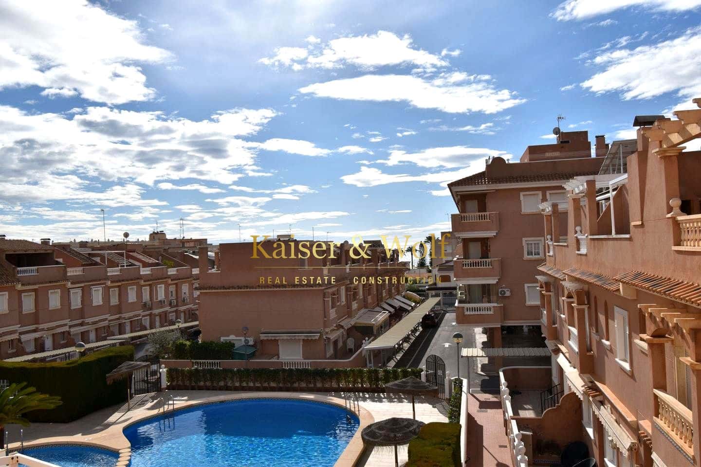Piso de 2 habitaciones en Santa Pola en venta con piscina garaje - 299.500 € (Ref: 9449796)