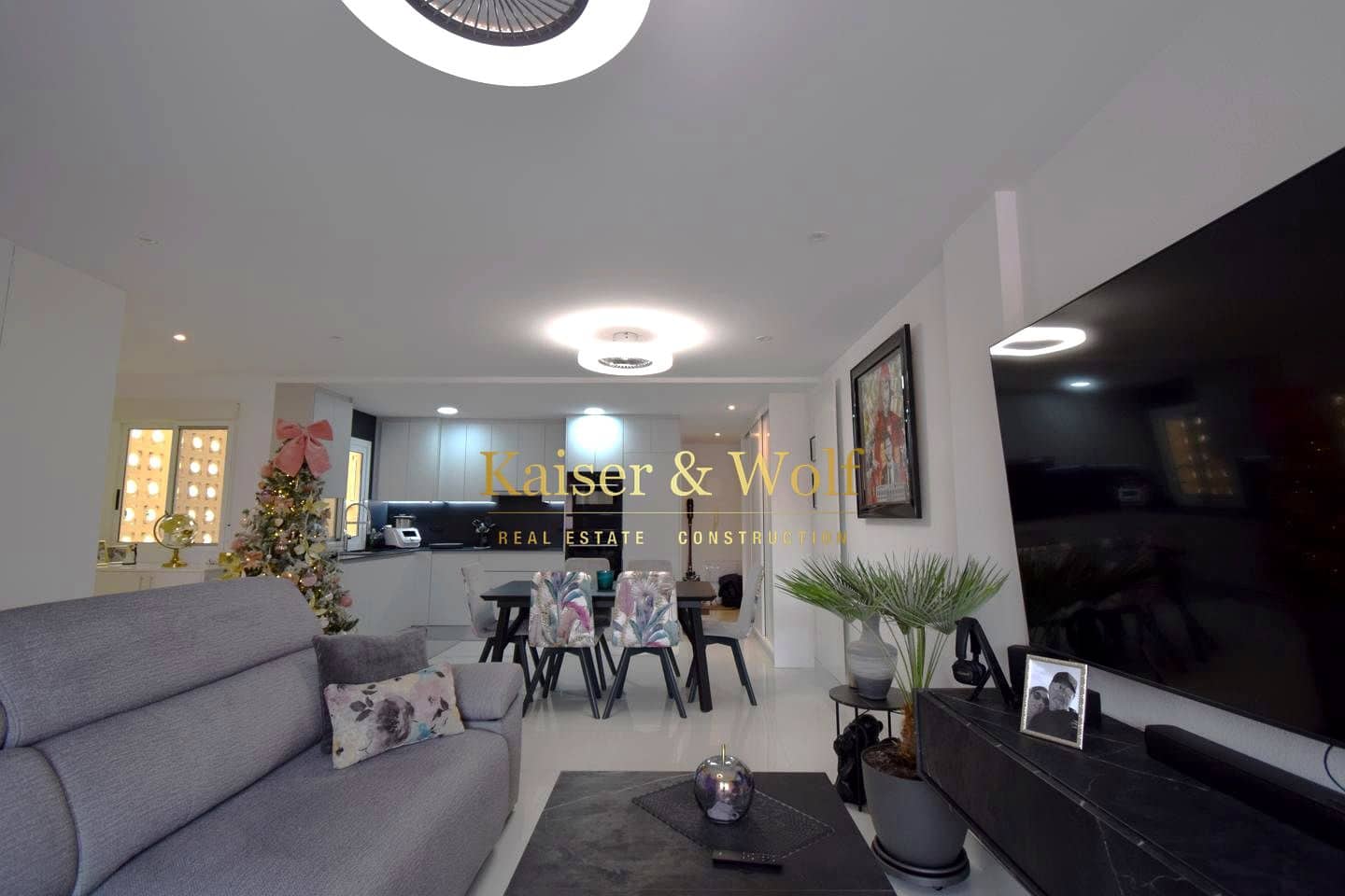 Piso de 2 habitaciones en Santa Pola en venta con piscina garaje - 299.500 € (Ref: 9449796)