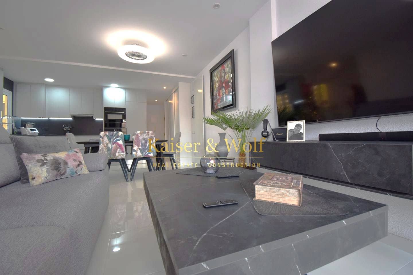 Piso de 2 habitaciones en Santa Pola en venta con piscina garaje - 299.500 € (Ref: 9449796)