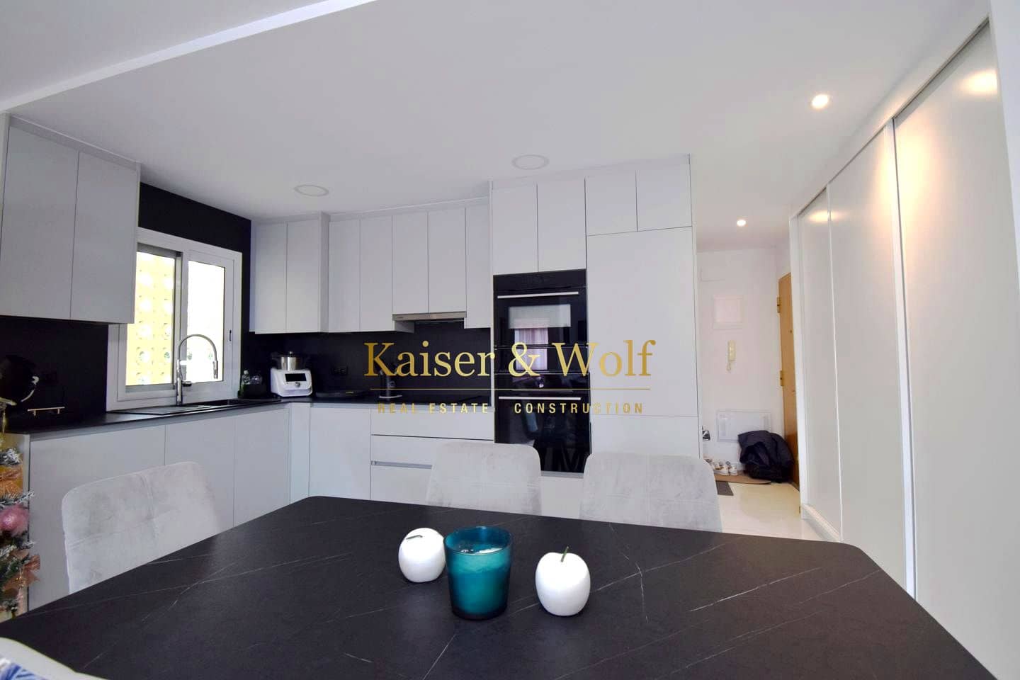 Piso de 2 habitaciones en Santa Pola en venta con piscina garaje - 299.500 € (Ref: 9449796)