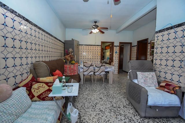 4 Zimmer Finca/Landgut zu verkaufen in La Marina, Elche / Elx mit Pool - 210.000 € (Ref: 9473536)