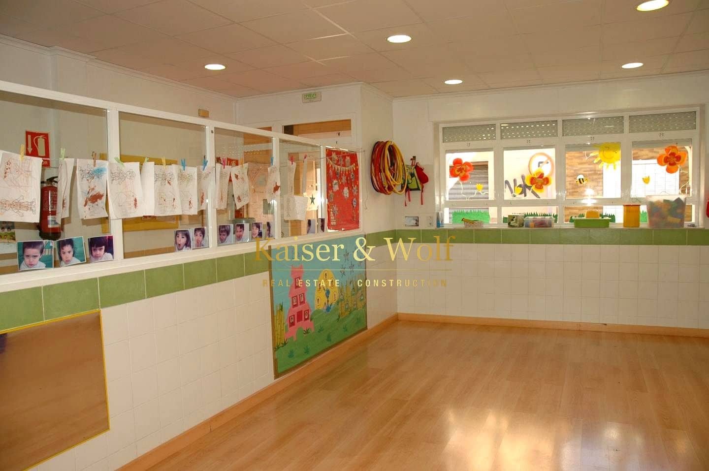 3 bedroom Villa for sale in Santa Pola - € 185,000 (Ref: 9484059)