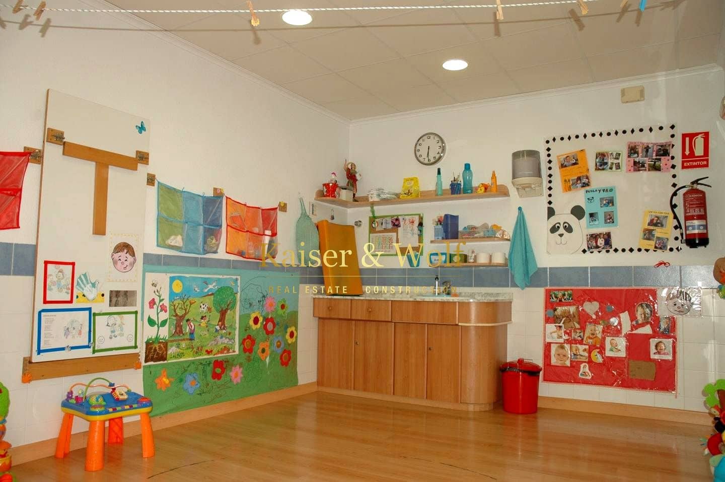 3 bedroom Villa for sale in Santa Pola - € 185,000 (Ref: 9484059)