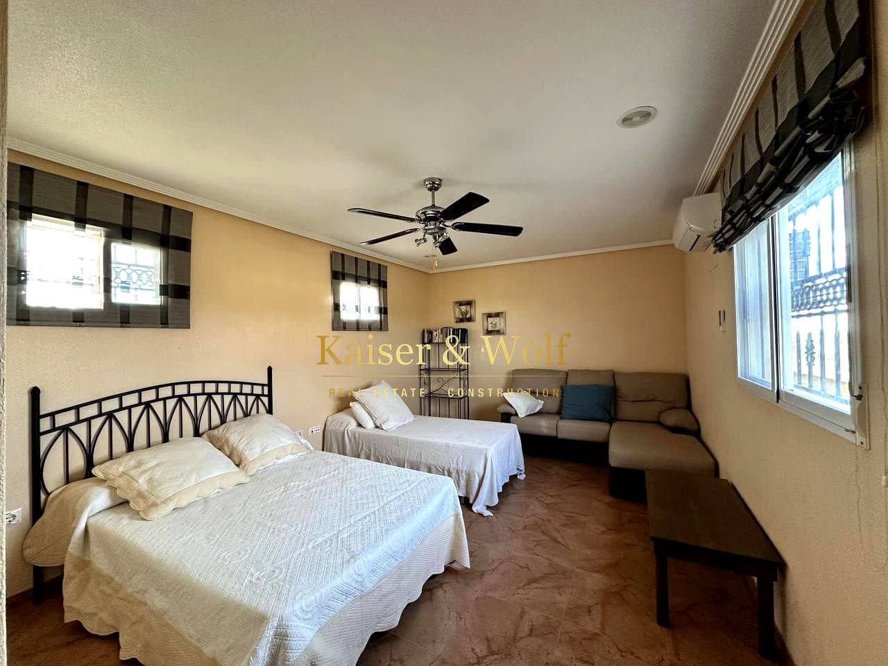 5 Zimmer Villa zu verkaufen in Elche / Elx mit Pool - 550.000 € (Ref: 9523365)