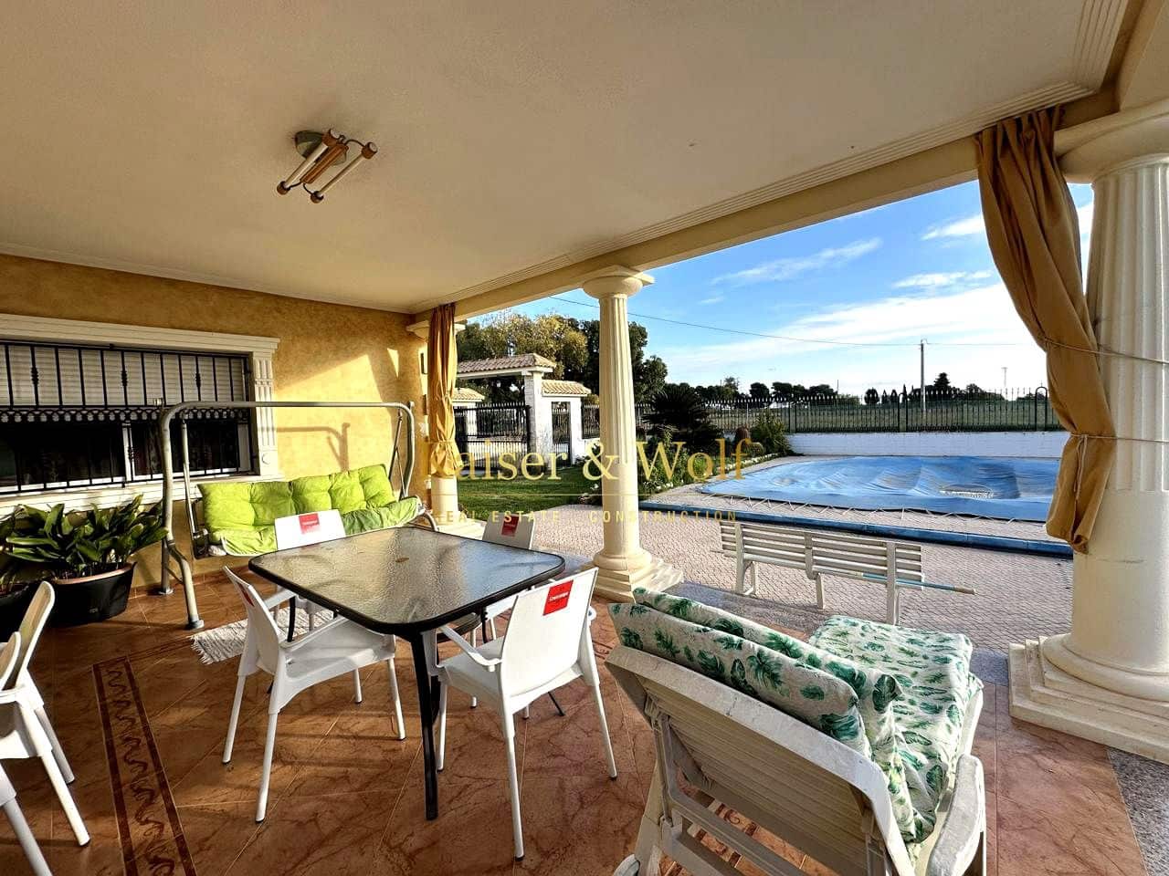 5 Zimmer Villa zu verkaufen in Elche / Elx mit Pool - 550.000 € (Ref: 9523365)