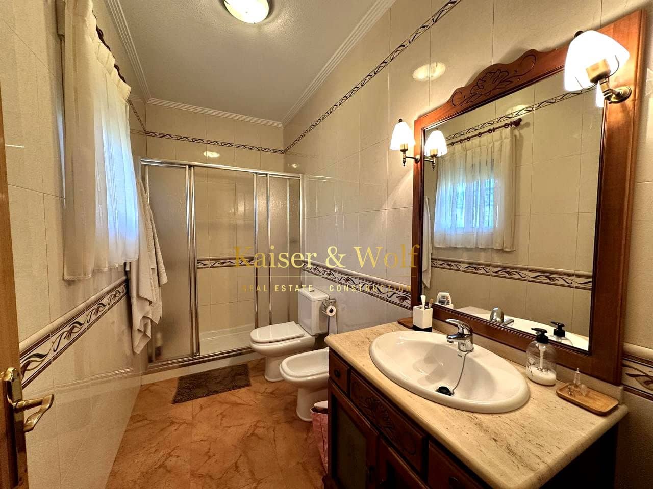 5 Zimmer Villa zu verkaufen in Elche / Elx mit Pool - 550.000 € (Ref: 9523365)