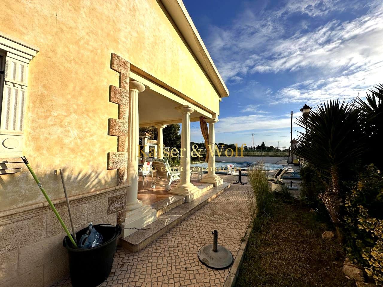 5 Zimmer Villa zu verkaufen in Elche / Elx mit Pool - 550.000 € (Ref: 9523365)