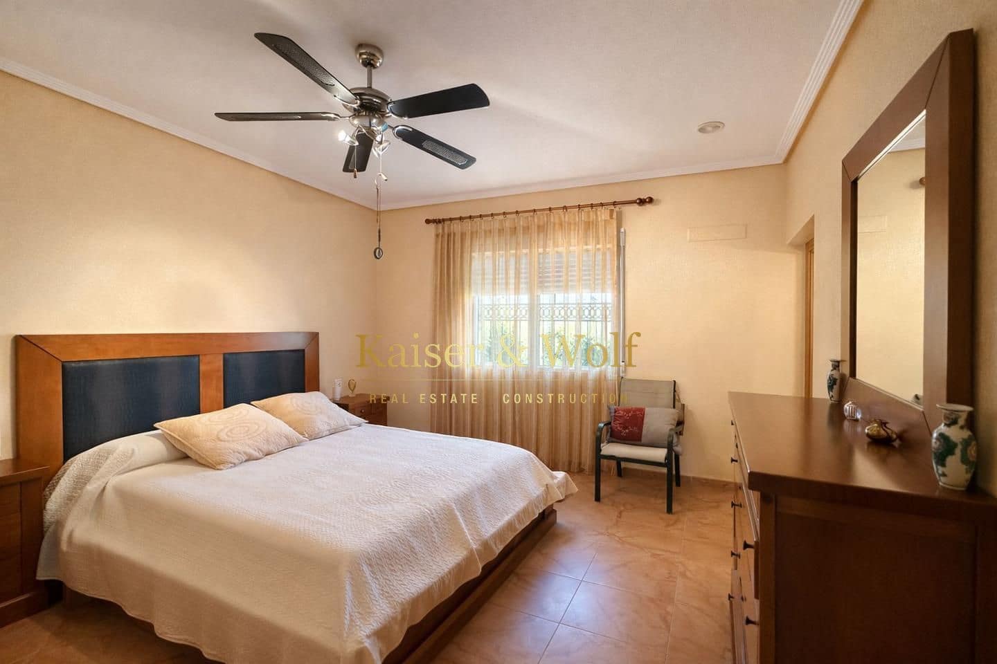 5 bedroom Villa for sale in Elche / Elx with pool - € 550,000 (Ref: 9523365)