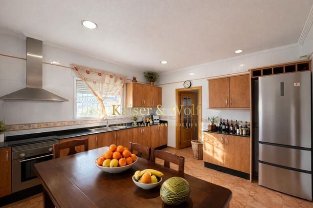 5 soveværelse Villa til salg i Torrellano, Elche / Elx med swimmingpool - € 550.000 (Ref: 9523365)