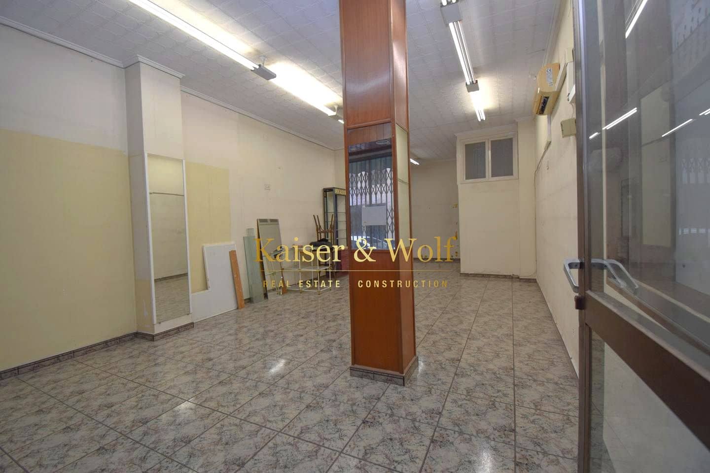 2 soveværelse Virksomhed til salg i Santa Pola - € 100.000 (Ref: 9535364)