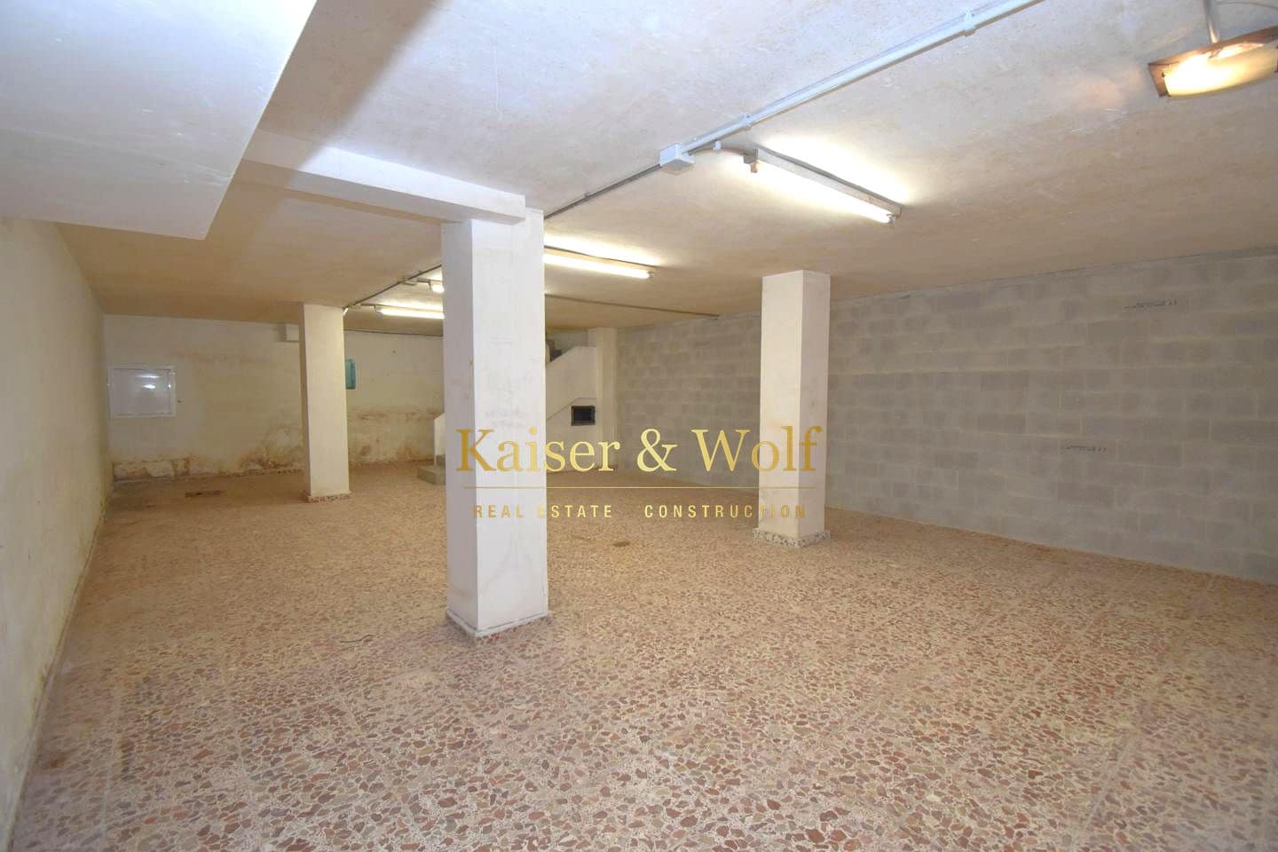 2 soveværelse Virksomhed til salg i Santa Pola - € 100.000 (Ref: 9535364)