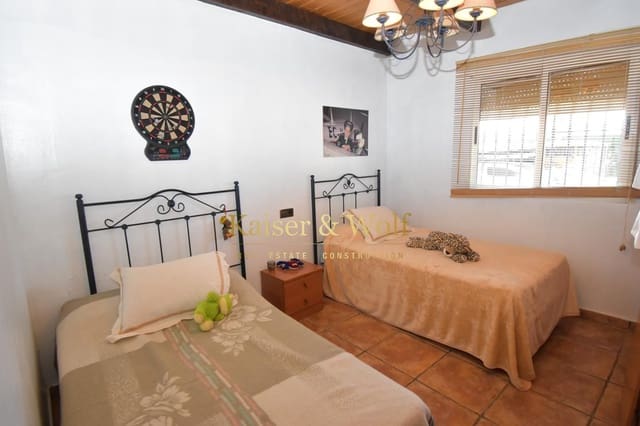 Finca/Casa Rural de 4 habitaciones en Alicante / Alacant ciudad en venta - 365.000 € (Ref: 9544497)