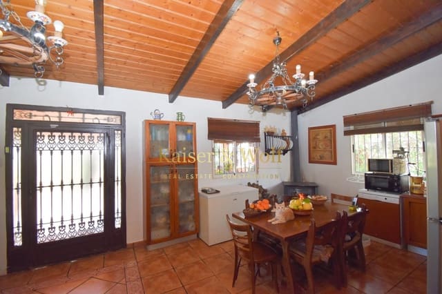 Finca/Casa Rural de 4 habitaciones en Alicante / Alacant ciudad en venta - 365.000 € (Ref: 9544497)
