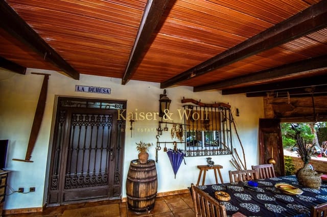 Finca/Casa Rural de 4 habitaciones en Alicante / Alacant ciudad en venta - 365.000 € (Ref: 9544497)