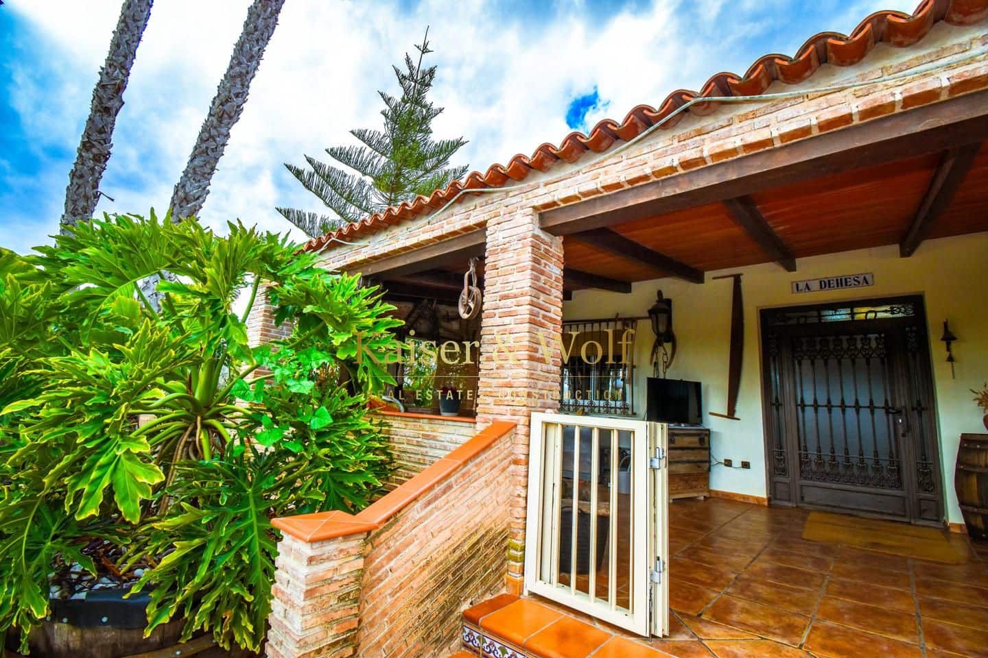 Finca/Casa Rural de 4 habitaciones en Alicante / Alacant ciudad en venta - 365.000 € (Ref: 9544497)