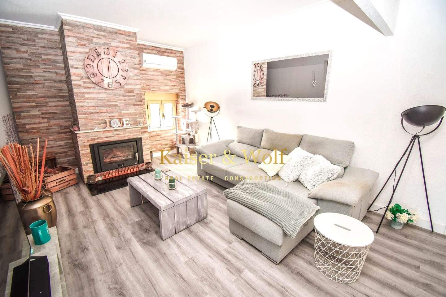 4 camera da letto Finca/Casa di Campagna in vendita in Torrellano con garage - 449.000 € (Rif: 9562595)