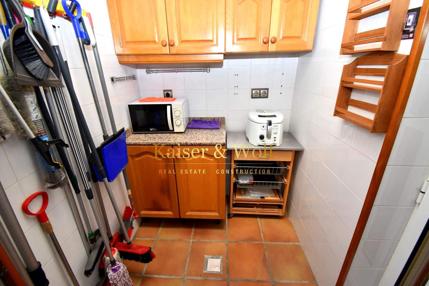 4 soveværelse Bungalow til salg i Santa Pola med swimmingpool garage - € 240.000 (Ref: 9570085)