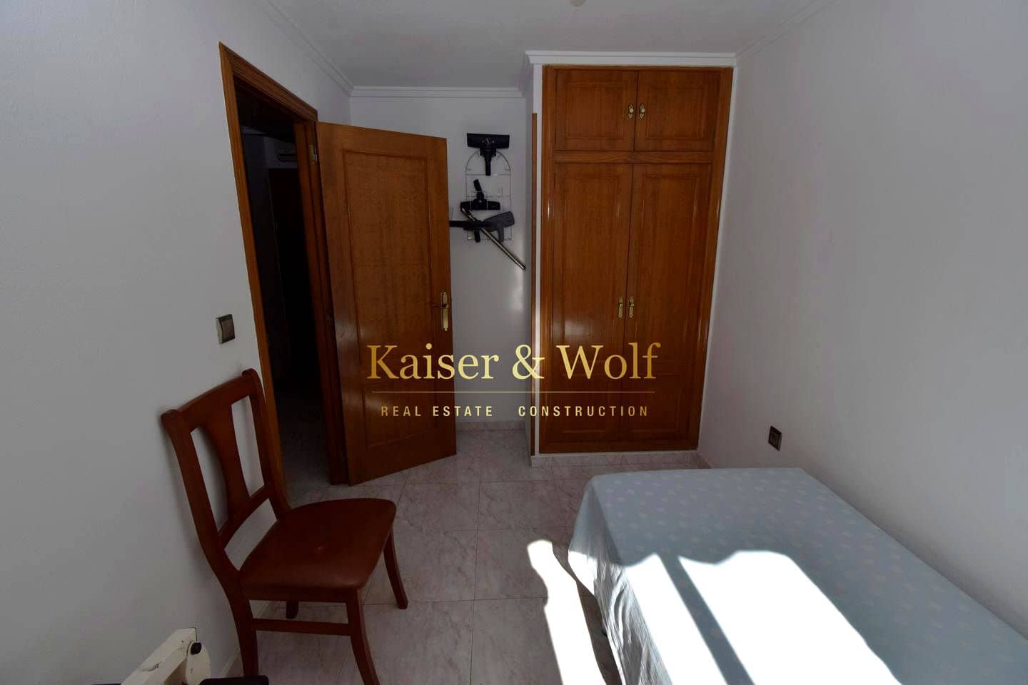 4 soveværelse Bungalow til salg i Santa Pola med swimmingpool garage - € 240.000 (Ref: 9570085)