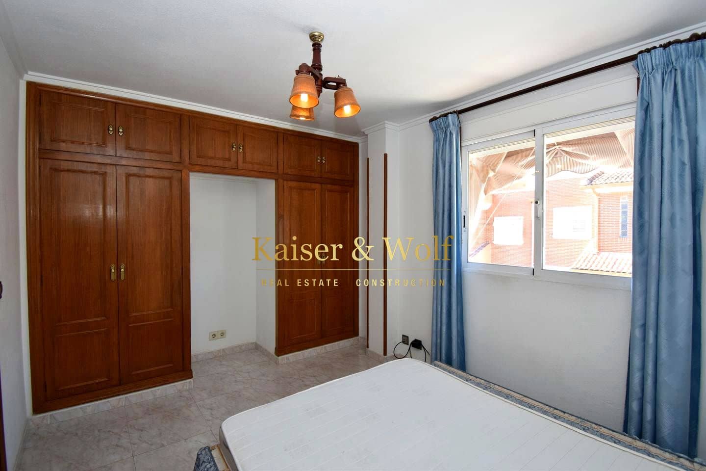 4 soveværelse Bungalow til salg i Santa Pola med swimmingpool garage - € 240.000 (Ref: 9570085)