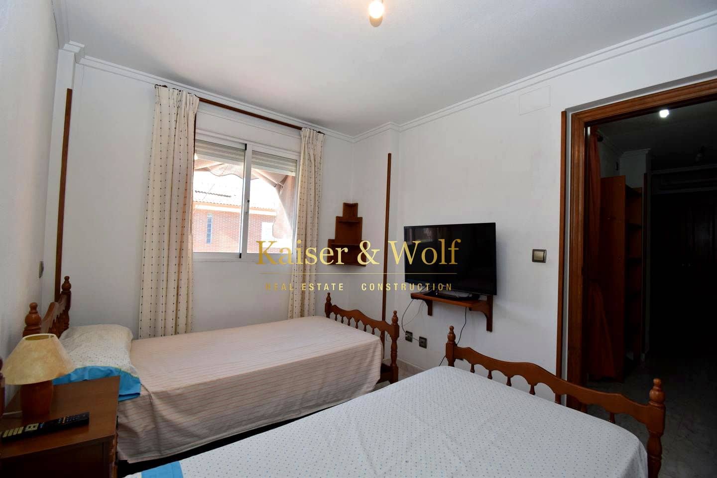 4 soveværelse Bungalow til salg i Santa Pola med swimmingpool garage - € 240.000 (Ref: 9570085)