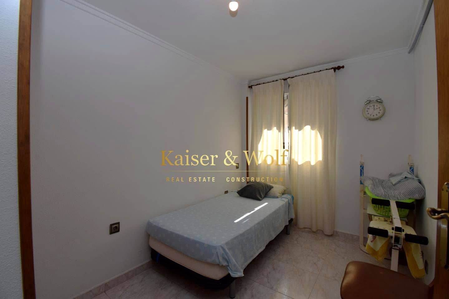 4 soveværelse Bungalow til salg i Santa Pola med swimmingpool garage - € 240.000 (Ref: 9570085)