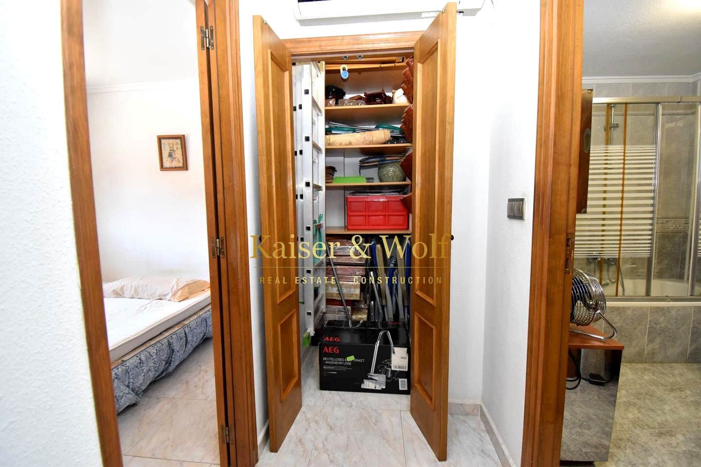 4 soveværelse Bungalow til salg i Santa Pola med swimmingpool garage - € 240.000 (Ref: 9570085)