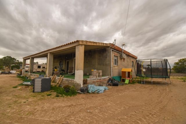 4 Zimmer Villa zu verkaufen in Daimes, Elche / Elx - 249.000 € (Ref: 9579173)