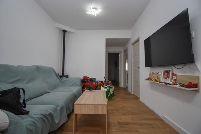 4 Zimmer Villa zu verkaufen in Daimes, Elche / Elx - 249.000 € (Ref: 9579173)