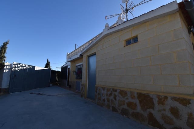 1 makuuhuone Maalaistalo myytävänä paikassa La Marina, Elche / Elx mukana uima-altaan - 220 000 € (Ref: 9588313)