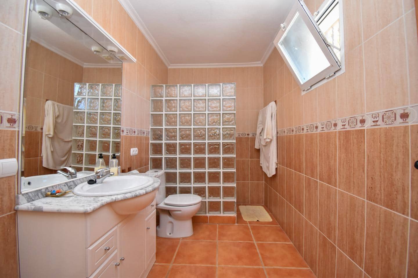 3 sovrum Villa till salu i Daimes med garage - 265 000 € (Ref: 9610352)