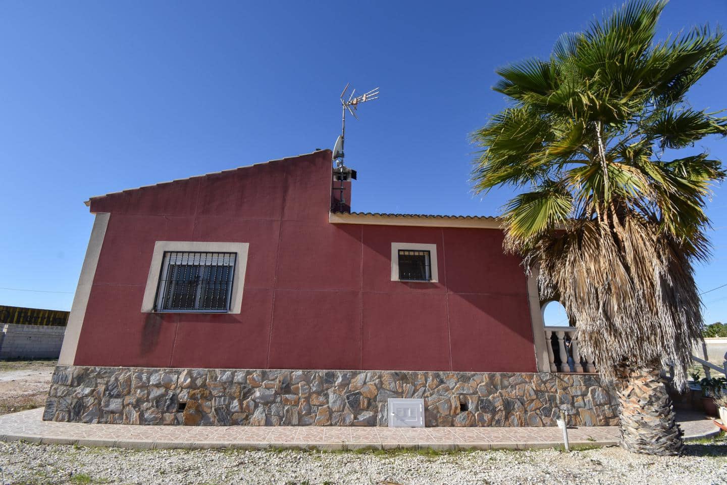 3 sovrum Villa till salu i Daimes med garage - 265 000 € (Ref: 9610352)