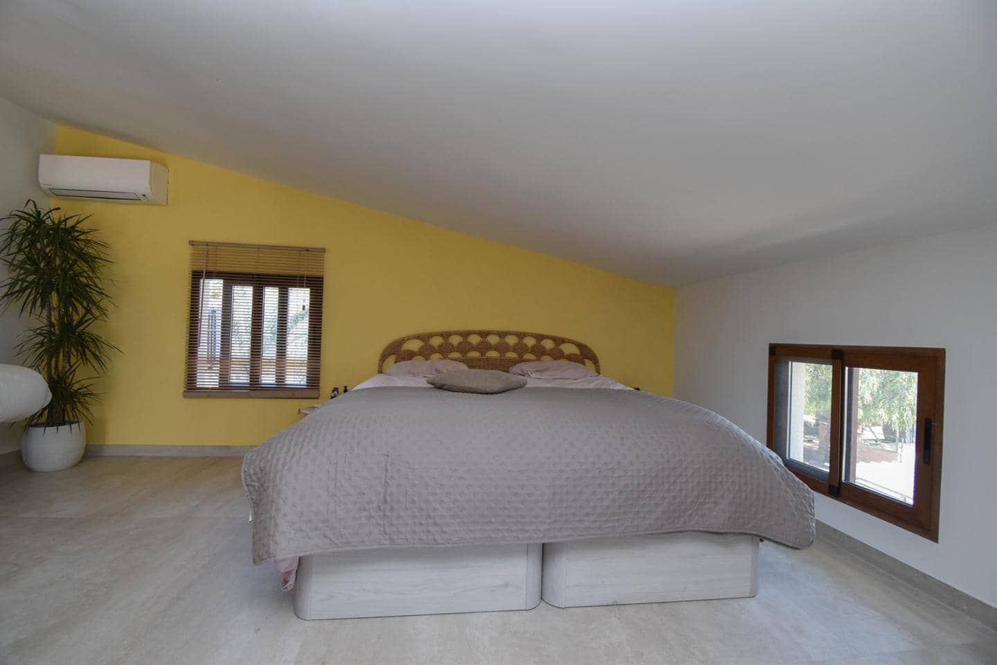 4 soverom Villa til salgs i Daimes med svømmebasseng garasje - € 475 000 (Ref: 9628300)