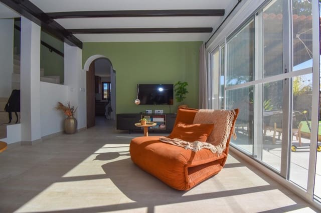 4 soverom Villa til salgs i Daimes, Elche / Elx med svømmebasseng garasje - € 475 000 (Ref: 9628300)