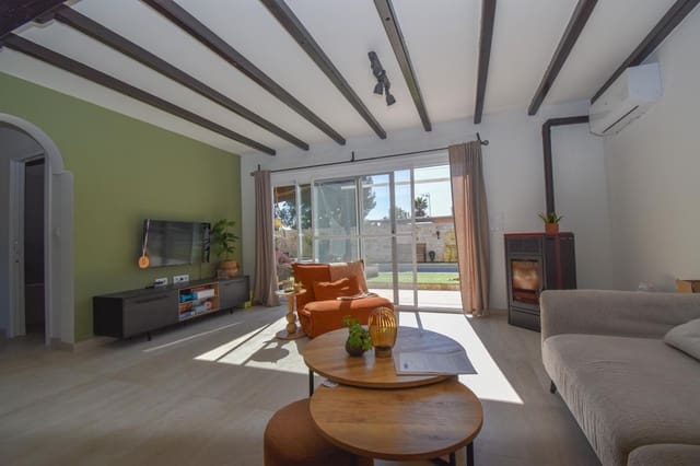 4 soverom Villa til salgs i Daimes, Elche / Elx med svømmebasseng garasje - € 475 000 (Ref: 9628300)