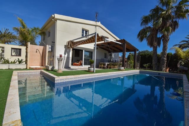 4 soverom Villa til salgs i Daimes, Elche / Elx med svømmebasseng garasje - € 475 000 (Ref: 9628300)